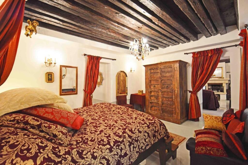 Zattere Cottage Close To Guggenheim Венеция Екстериор снимка